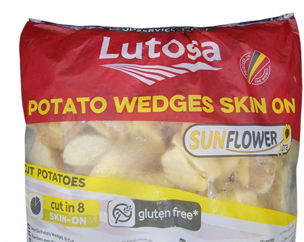 AV. Khoai tây đông lạnh cắt múi Potato chips hiệu Lutosa (2.5kg / túi )